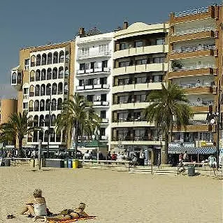 Апартаменты Almirall Apartaments Льорет-де-Мар